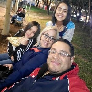 Meet your Posher, Emmanuel